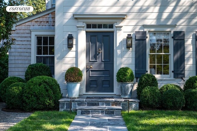 5 Green St in Sag Harbor, NY - Building Photo - Building Photo