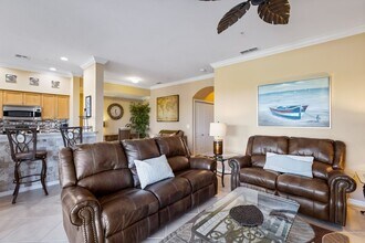 10275 Heritage Bay Blvd in Naples, FL - Building Photo - Building Photo