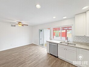 10198 Hendricks Ct in San Diego, CA - Building Photo - Building Photo