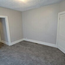 1932 Taylor St in Detroit, MI - Building Photo - Building Photo