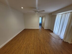 402 Duck Hunter Ct in Virginia Beach, VA - Building Photo - Building Photo