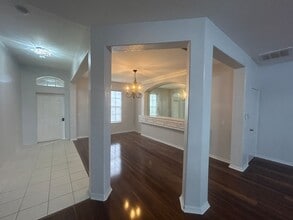 1051 NE 16th Pl in Cape Coral, FL - Building Photo - Building Photo