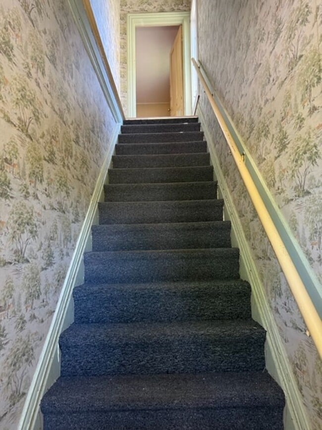 654 Jefferson St in Oshkosh, WI - Building Photo - Building Photo