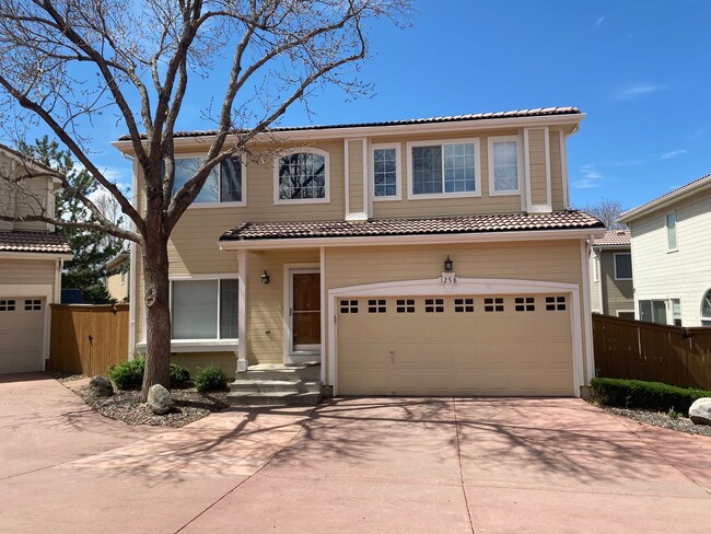 property at 1258 Braewood Ave