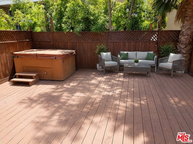 property at 4244 Mary Ellen Ave