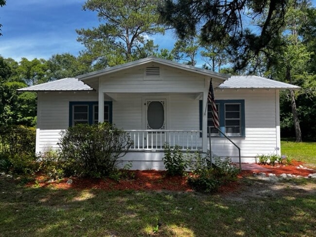 property at 104 Azalea Dr
