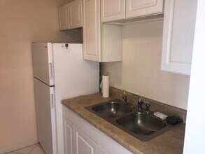 2309 S Federal Hwy in Boynton Beach, FL - Building Photo - Building Photo