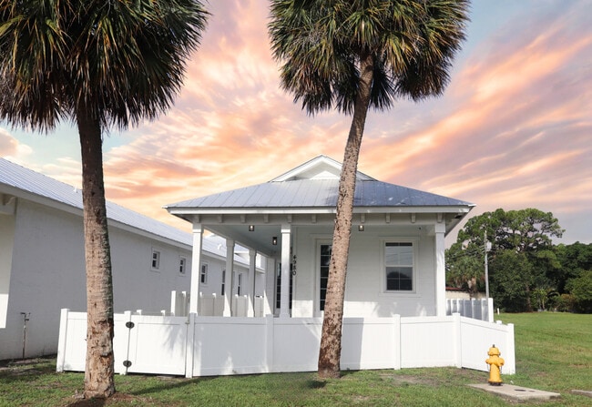 property at 4980 SE Railway Ave