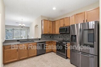 11840 13th Way N in St. Petersburg, FL - Building Photo - Building Photo