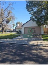 452 Ansonville Ln in Modesto, CA - Building Photo - Building Photo