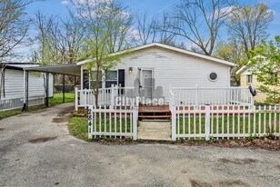 2841 W Ray St in Indianapolis, IN - Building Photo