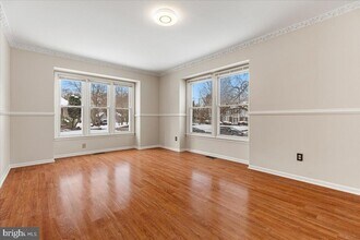 27 Cartwright Dr in West Windsor Township, NJ - Building Photo - Building Photo