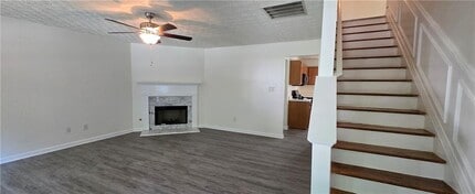 345 Oakland Pl Dr in Lawrenceville, GA - Building Photo - Building Photo