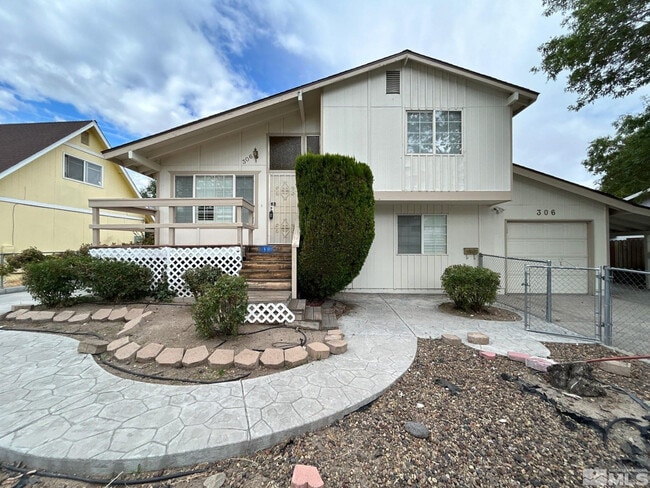 property at 306 E Quail St