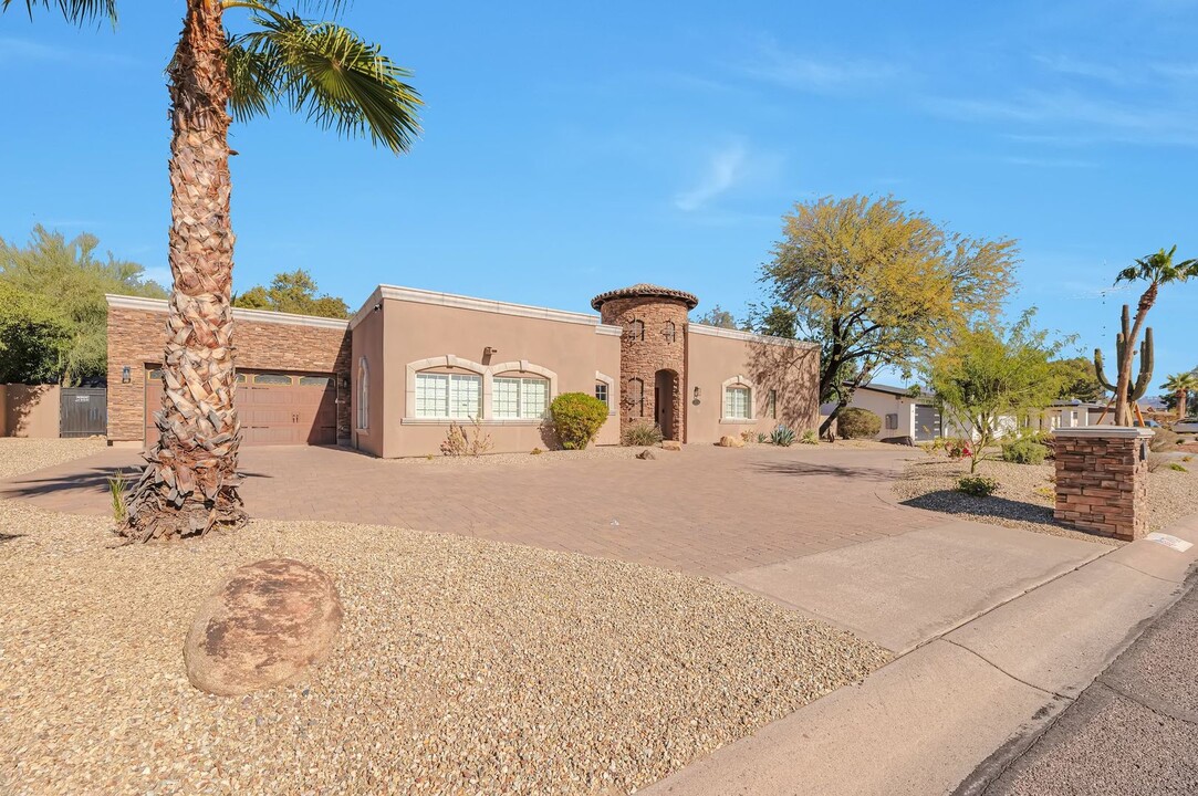 7014 E Aster Dr in Scottsdale, AZ - Building Photo