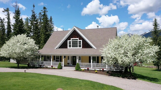 property at 420 Little Creek Ln
