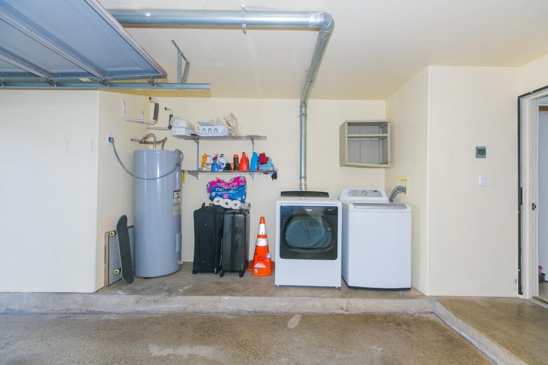 91-1031-1031 Kaimalie St in Ewa Beach, HI - Building Photo