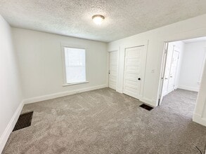 748 Hogan St SW in Grand Rapids, MI - Building Photo - Building Photo