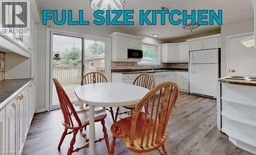 26 Glengarry Rd in St Catharines, ON - Building Photo - Building Photo