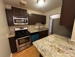 931 Jonathan Ct in Prospect Heights, IL - Building Photo - Building Photo