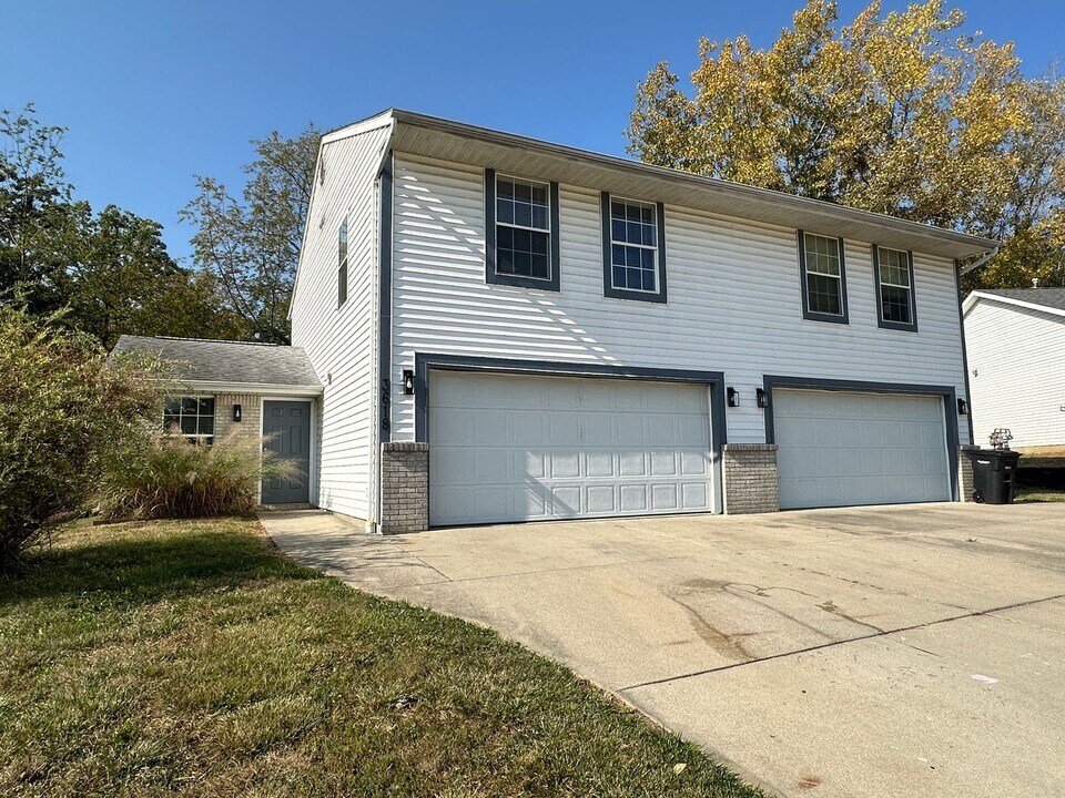 3616-3618 Thornhill Cir W in Lafayette, IN - Foto de edificio