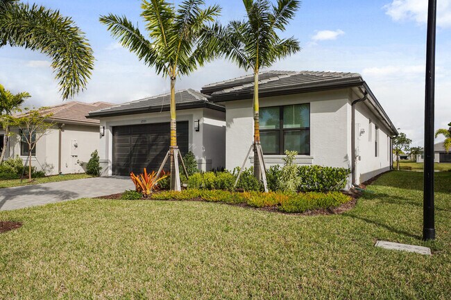 12535 SW Blue Mangrove Pkwy in Port St. Lucie, FL - Building Photo - Building Photo
