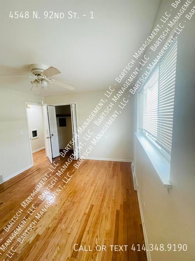 4548-4562 N 92nd St in Milwaukee, WI - Building Photo - Building Photo