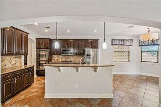 11609 Woodland Hills Trail in Austin, TX - Building Photo - Building Photo