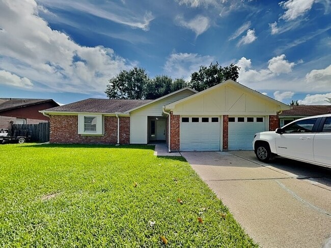 property at 2307 Romayor Ct