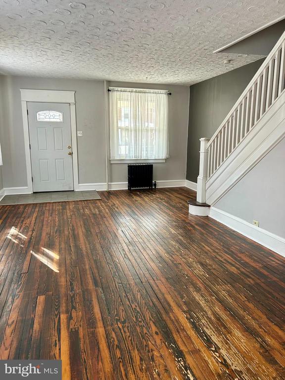 property at 133 E Main St