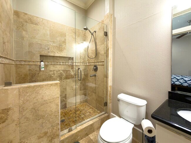 property at 1613 Summer St