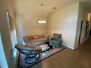 8315 Quest Ct in Rosharon, TX - Foto de edificio - Building Photo