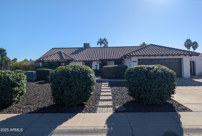 4341 E Betty Elyse Ln