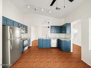 1083 E Boston Ct in Chandler, AZ - Building Photo - Building Photo