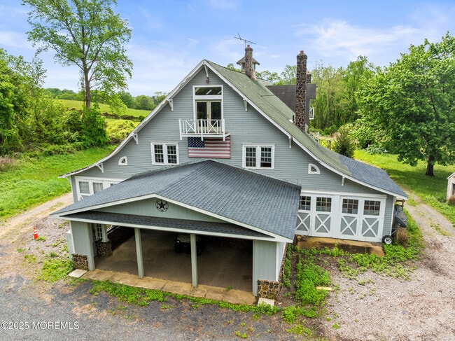 property at 525 Cooper Rd