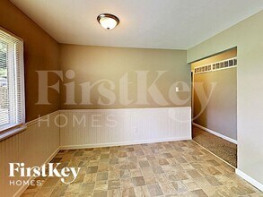12543 Missouri Bottom Rd in Hazelwood, MO - Building Photo - Building Photo