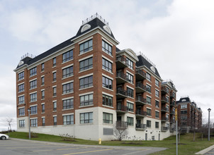 905-1005 Beauparc in Ottawa, ON - Building Photo - Building Photo