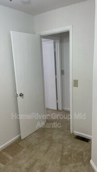 2617 W Cold Spring Ln photo'