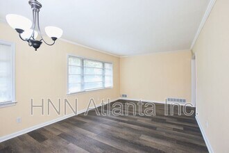 826 Jefferson Ave in Atlanta, GA - Building Photo - Building Photo