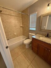 249 NE Glentry Ave in Port St. Lucie, FL - Building Photo - Building Photo