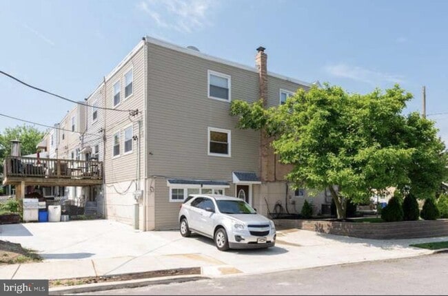 property at 10869 Harrow Rd