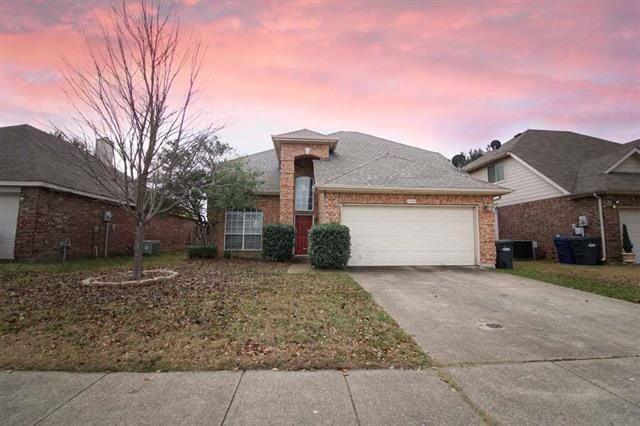 1100 Inland Ln in McKinney, TX - Building Photo