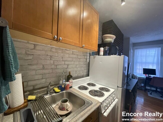 41 Anderson St, Unit 1-1 in Boston, MA - Building Photo - Building Photo