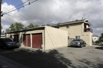 2325 Angela St in Pomona, CA - Building Photo - Building Photo