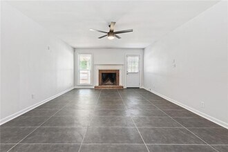 2464 GA-20 in Conyers, GA - Building Photo - Building Photo