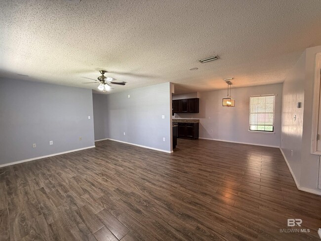 523 W Amanda Ave in Foley, AL - Building Photo - Building Photo
