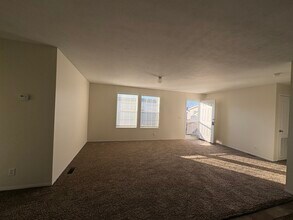 11803 Stoneridge Ct in South Lyon, MI - Foto de edificio - Building Photo