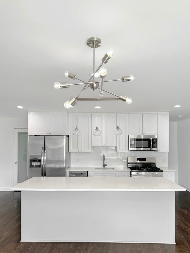 61 Chestnut St, Unit 1
