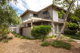 9594 Easter Way in San Diego, CA - Building Photo