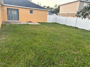 1060 Dudley Dr in Kissimmee, FL - Building Photo - Building Photo